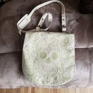 🌿LoungeFly Faux Leather Sugar Skull Crossbody bag
